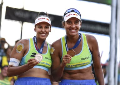 Campeãs olímpicas, Duda e Ana Patrícia buscam terceira medalha consecutiva em Brasília pelo Circuito Mundial de vôlei de praia