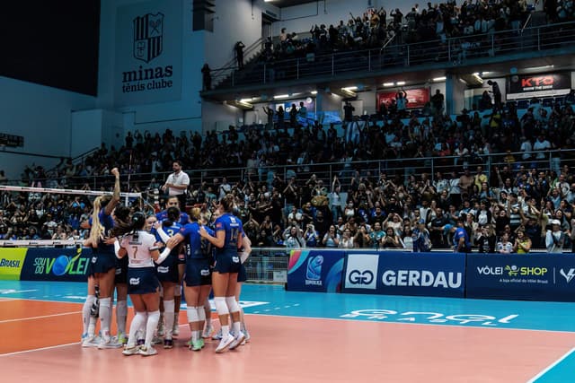 Na Arena UniBH, Gerdau Minas conquista uma bela vitória diante do Fluminense