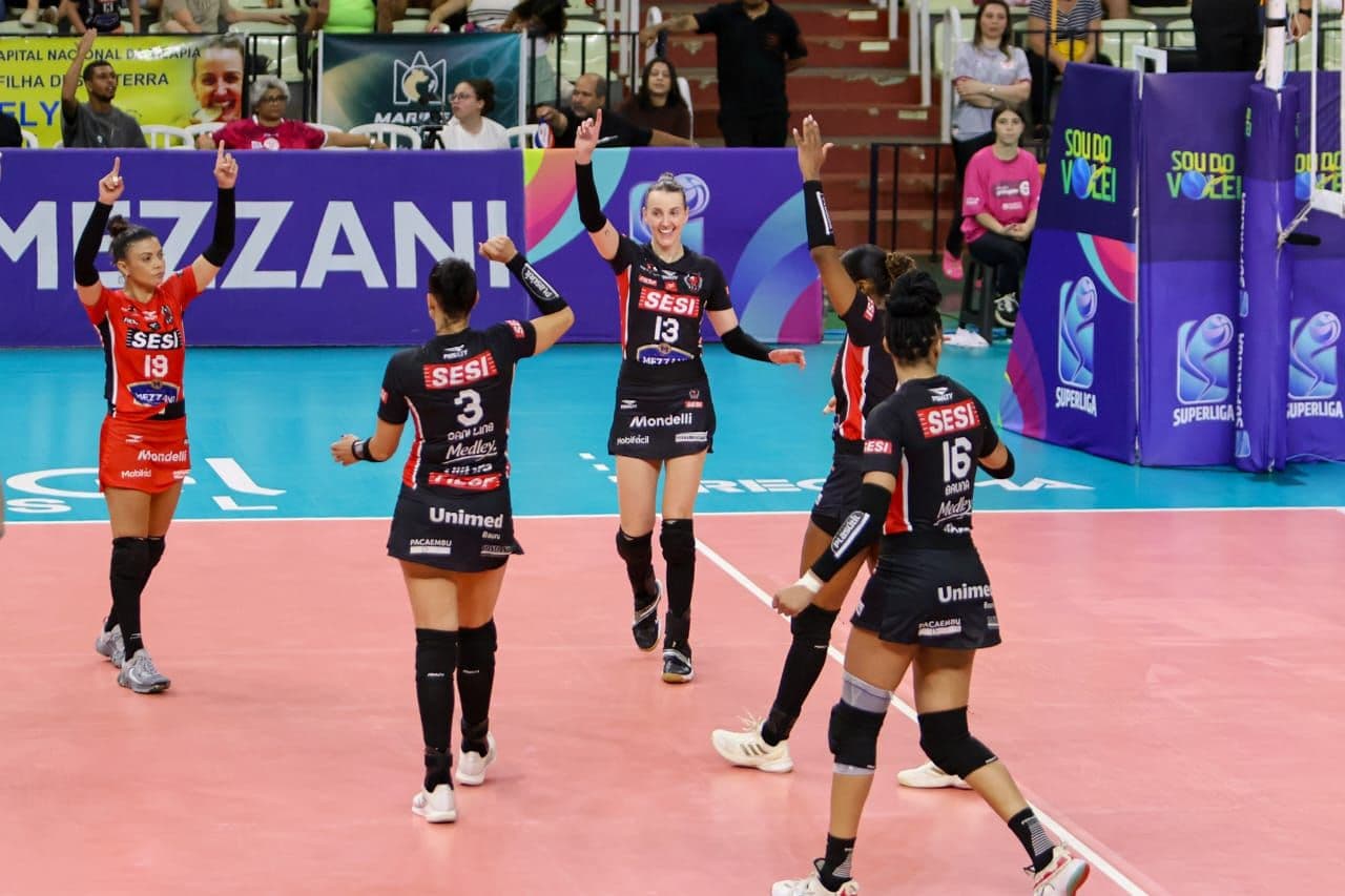 Sesi Vôlei Bauru bate Sancor Seguros Vôlei Maringá e vence terceira seguida (Foto - Norieli Teixeira).jpeg