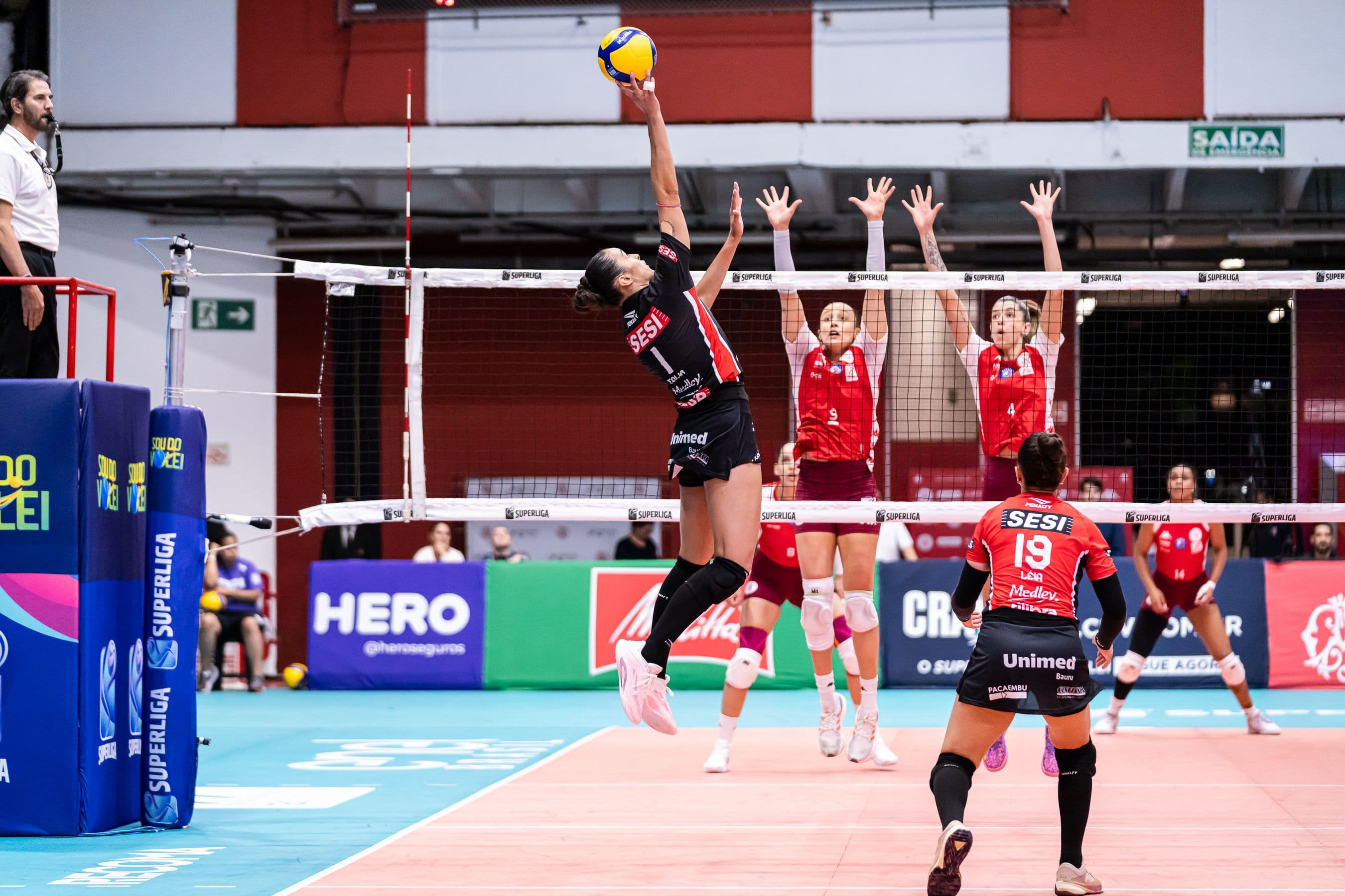 Sesi Vôlei Bauru enfrenta Paulistano Barueri em busca de terceira vitória no ano (Foto - Fernanda Georges - CAPBVC) (2).jpg