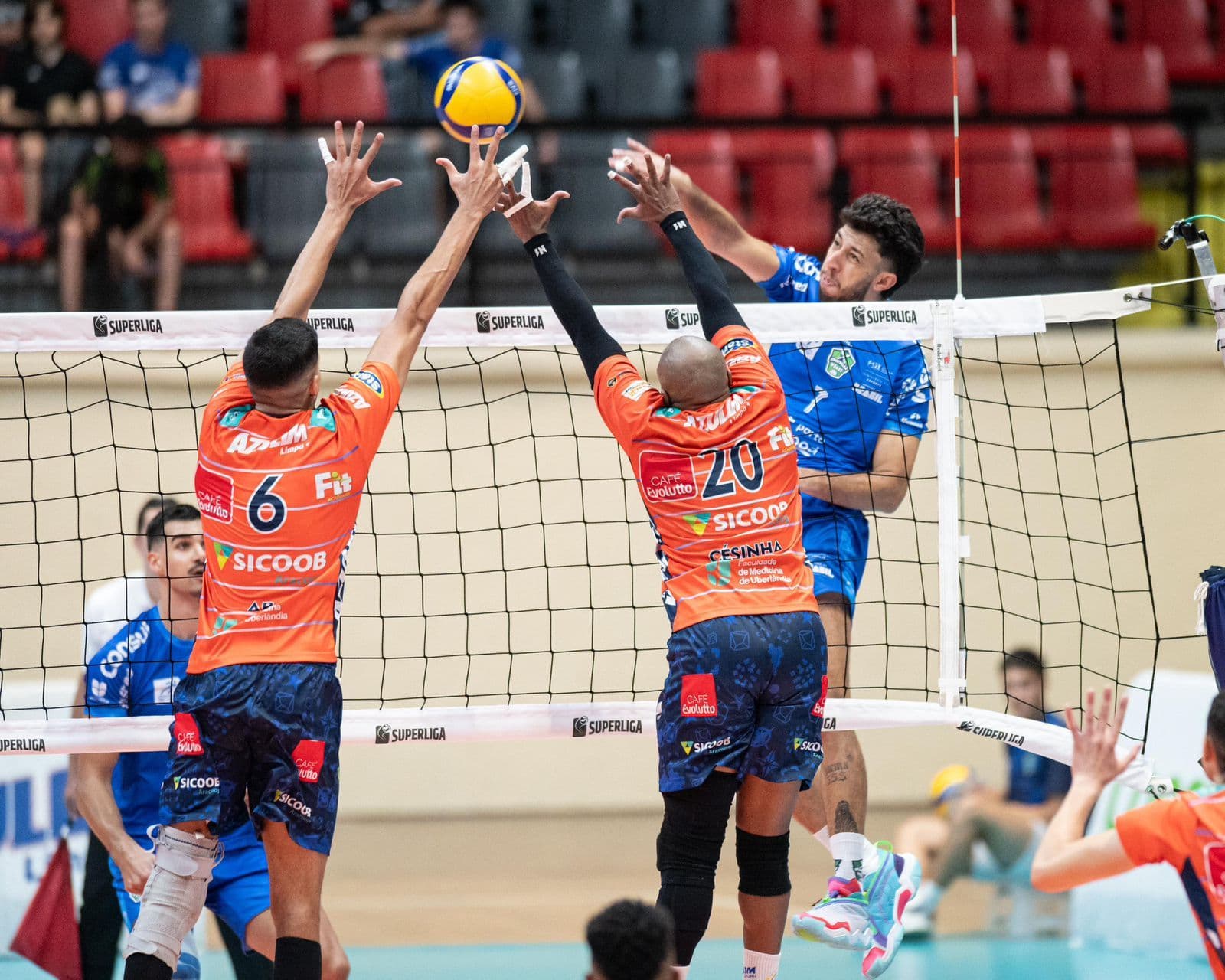 WhatsApp Image 2025-12-08 at 19.47.11.jpeg