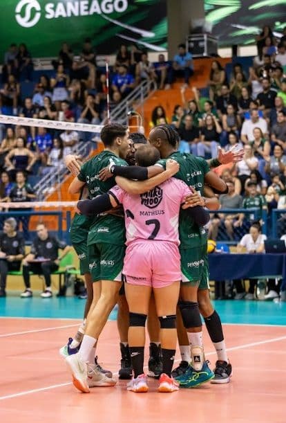 Saneago Goiás Vôlei enfrenta o Sada Cruzeiro no Goiânia Arena com show de Mr. Gyn